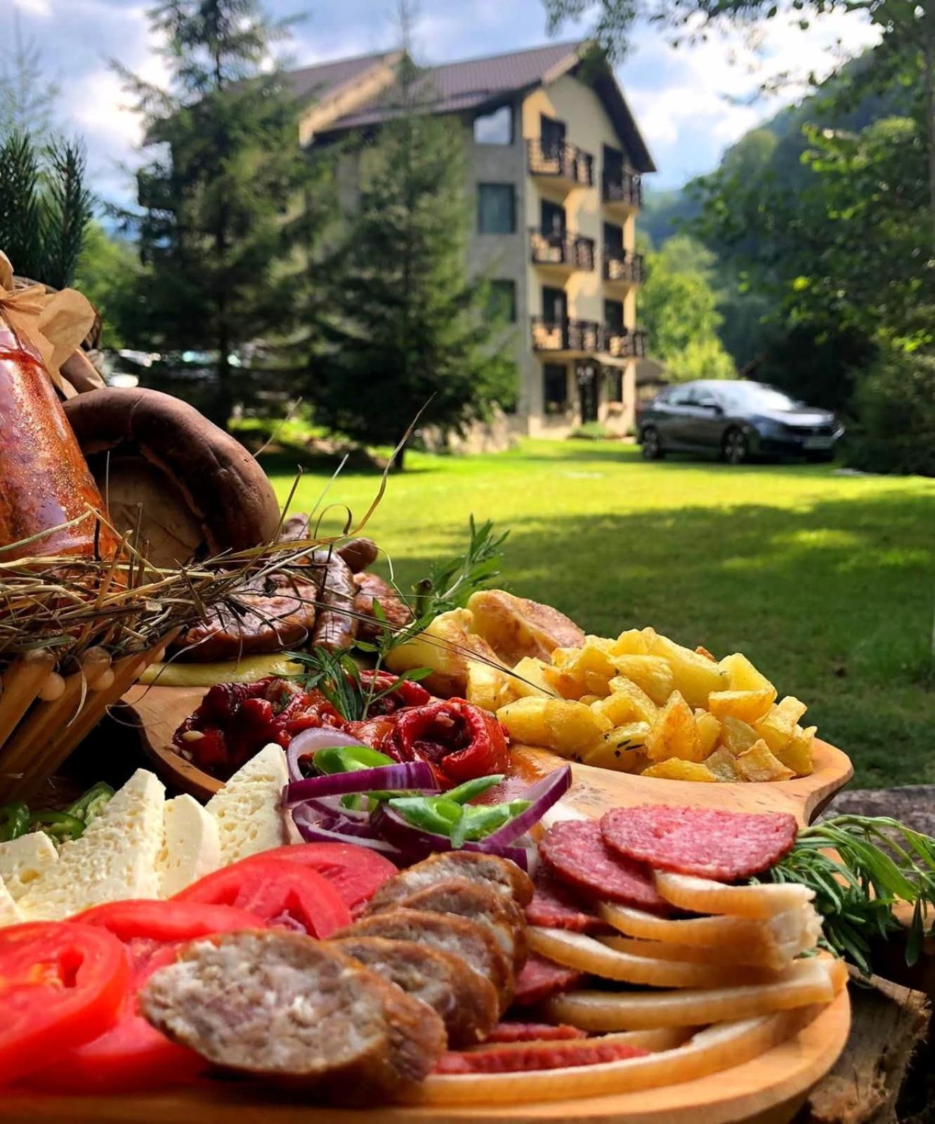 Casa Valea Cernei Hotell Isverna Eksteriør bilde